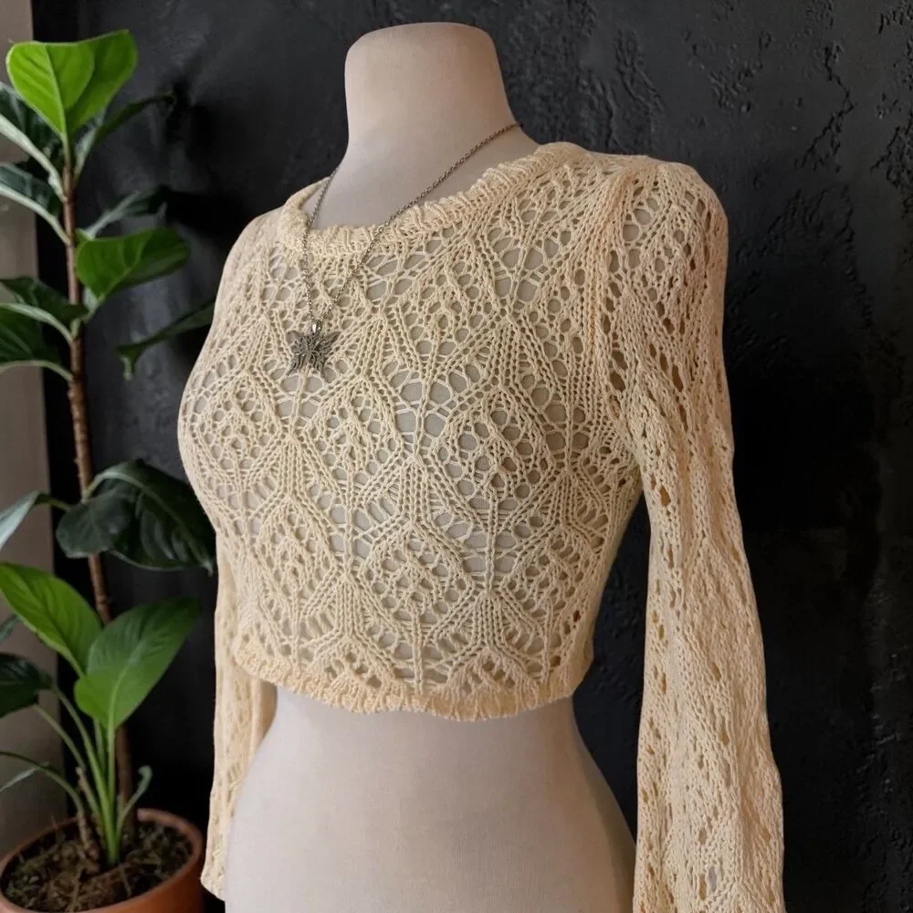Zara Boho Ecru Pointelle Knit Bell Sleeve Floral Crochet Crop Top Small